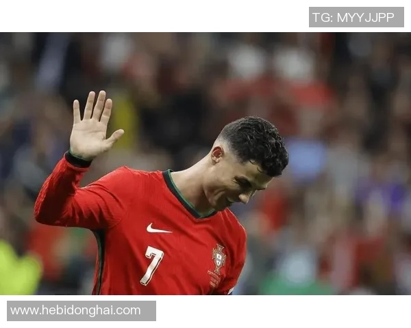 足球明星风采尽显帅气瞬间视频集锦带你领略绿茵场上的魅力与激情 足球明星风采尽显帅气瞬间视频集锦带你领略绿茵场上的魅力与激情