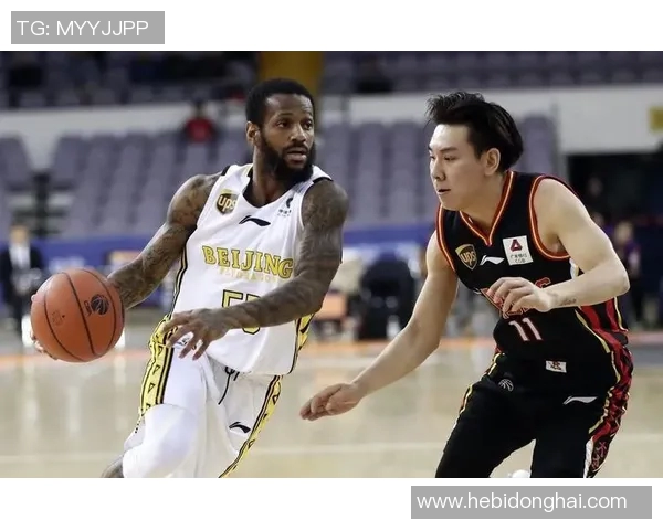 南京篮球队在城市联赛中的默契配合与战术执行分析 南京篮球队在城市联赛中的默契配合与战术执行分析